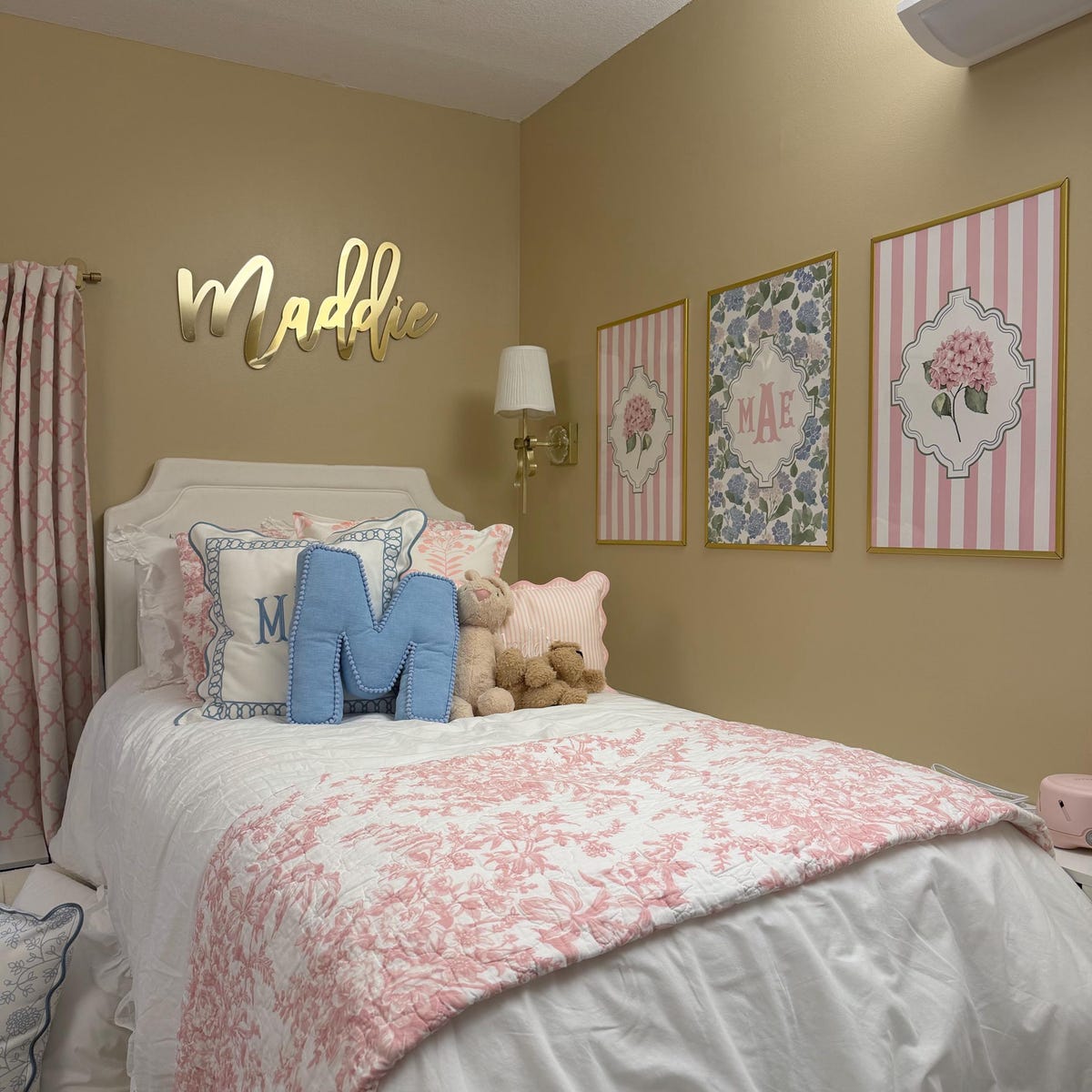 Pink Hydrangea Stripe Digital Art Print